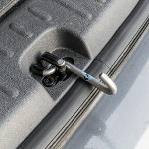 100150052 - AIR-SAFE Système Maintien Hayon Entrouvert VW T6.1/T6/T5 California/Multivan Acier Inox | BRANDRUP