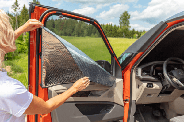 FLYOUT pour les fenêtres de la cabine T7 Volkswagen
