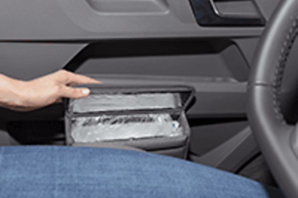 Poche de rangement porte cabine Volkswagen California T6.1 côté passager Titanium Black