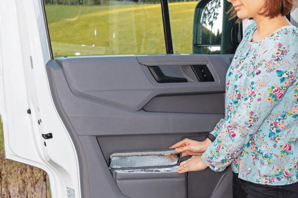 100706843 - Poche de rangement porte cabine Volkswagen Grand California côté conducteur