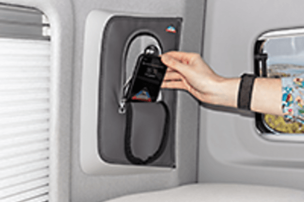 Pochette de rangement zippée montant porte arrière Grand California 680 Gris Palladium 