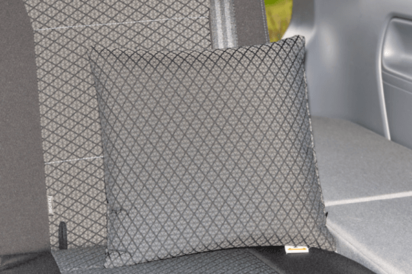 Coussin Oreiller Van Aménagé Volkswagen & Mercedes Quadratic Titanium Black