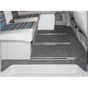 100708637 - Tapis espace passager Volkswagen California T5/T6/T6.1 Beach Noir Titane Banquette 3 places