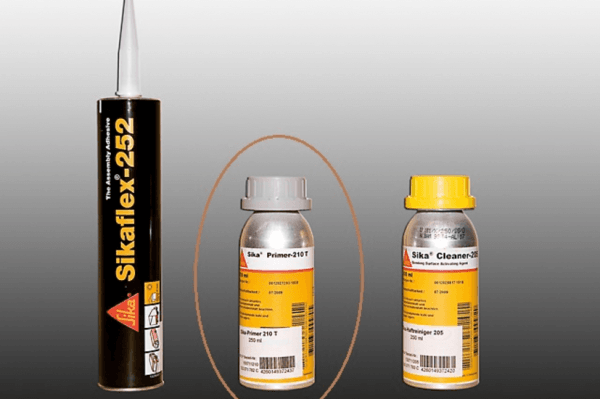 100711210 - Sika Primer 210 -remplissage par le garage pour env. 30 montages