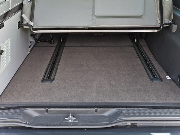 102708108 - Tapis de velours espace chargement coffre Viano Marco Polo Mercedes-Benz (2007-2013) - Noir