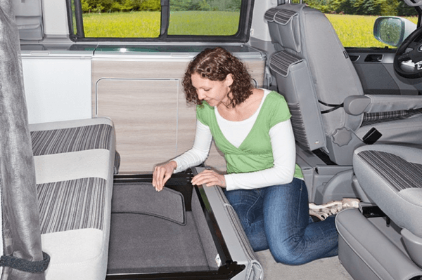 100708518 - Tapis anti-bruit côté tiroir banquette 2 places Volkswagen California Coast Ocean Confortline T5/T6/T6.1