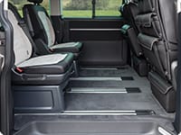 100708645 - Tapis en velours T6.1 VW Beach Tour & Camper espace voyageurs avec banquette 3 places  « Noir Titane »