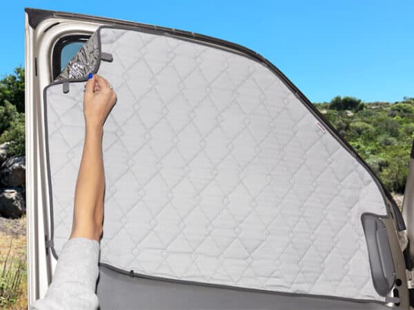 102701204 - ISOLITE Outdoor Plus Extreme pour Mercedes-Benz Sprinter (NCV3), 3 pièces – Image 3