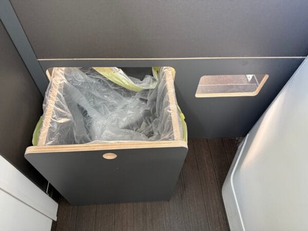 VZ-POUBELLE-GC - Poubelle et Aide à l'Accès au Lit Grand California – Image 4