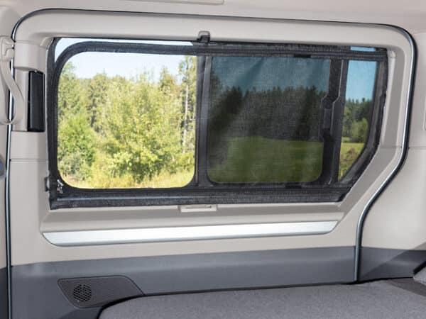 100150122 - Moustiquaire FLYOUT Fenêtre Coulissante VW T7 California - Côté Droit – Image 2