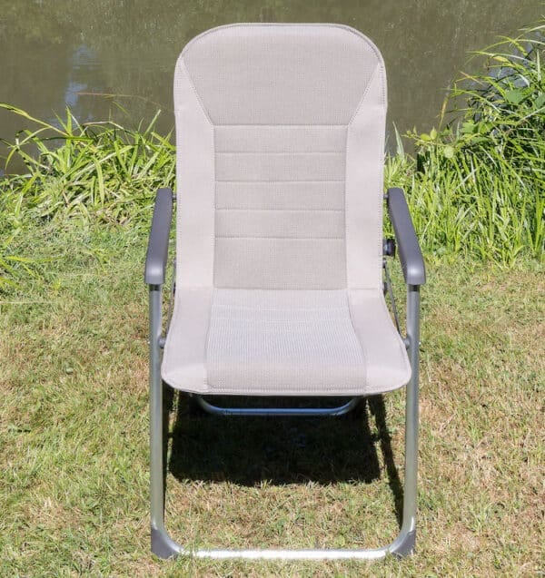 100201128 - Housse Capitonnée Chaise Camping VW T7 California Ribella Sandwick | BRANDRUP