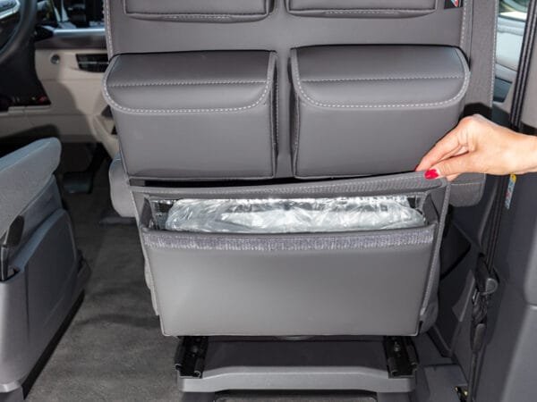 100706860 - UTILITY Siège Conducteur/Passager VW T7 Multivan/Beach Raven Cuir | BRANDRUP – Image 3