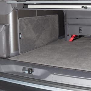 Tapis de protection pour armoire dans la zone de chargement arrière du VW T7 California Ocean / Coast.