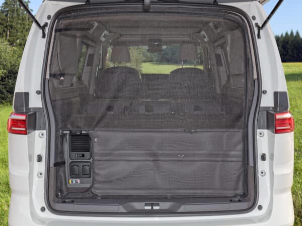100150126 - Moustiquaire FLYOUT Hayon VW T7 California Beach Tour | BRANDRUP – Image 3