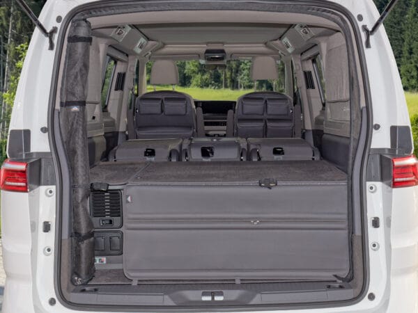 100150126 - Moustiquaire FLYOUT Hayon VW T7 California Beach Tour | BRANDRUP