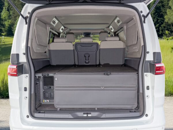 100501538 - FLEXBAG Arrière VW T7 California Beach Tour Raven Cuir | BRANDRUP – Image 2