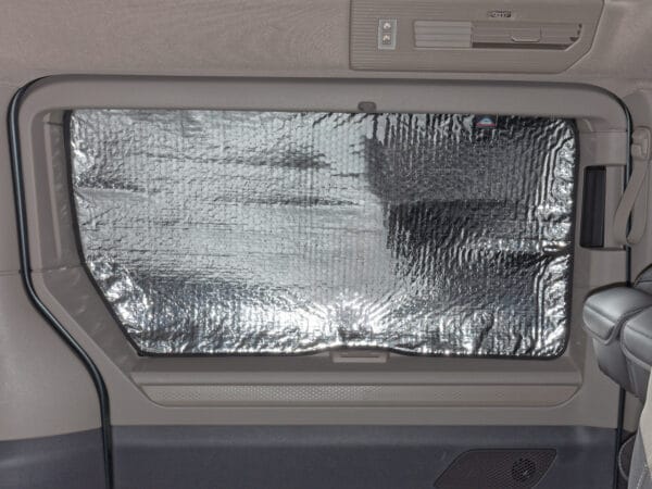 100701676 - ISOLITE Inside Fenêtre Coulissante Porte Gauche VW T7 California Ocean/Coast/Beach | BRANDRUP