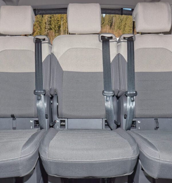 100705794 - Housse Second Skin Siège Central VW T7 California Beach Tour/Camper Ribella Sandwick/Raven | BRANDRUP