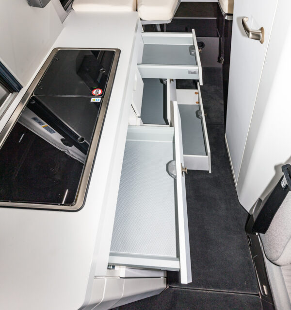 Jeu de 4 Tapis Antidérapants Tiroirs Cuisine VW Grand California 680 (à partir de 2025) — BRANDRUP