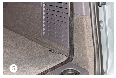 Pose velcro tout le pourtour hayon FLYOUT BRANDRUP VW T7 California Ocean Coast — Fig. 5